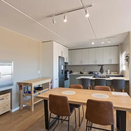 Nivica 46 Luxury Apartment Langebaan Exterior photo