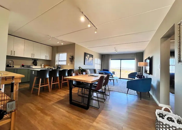 Nivica 46 Luxury Apartment Langebaan