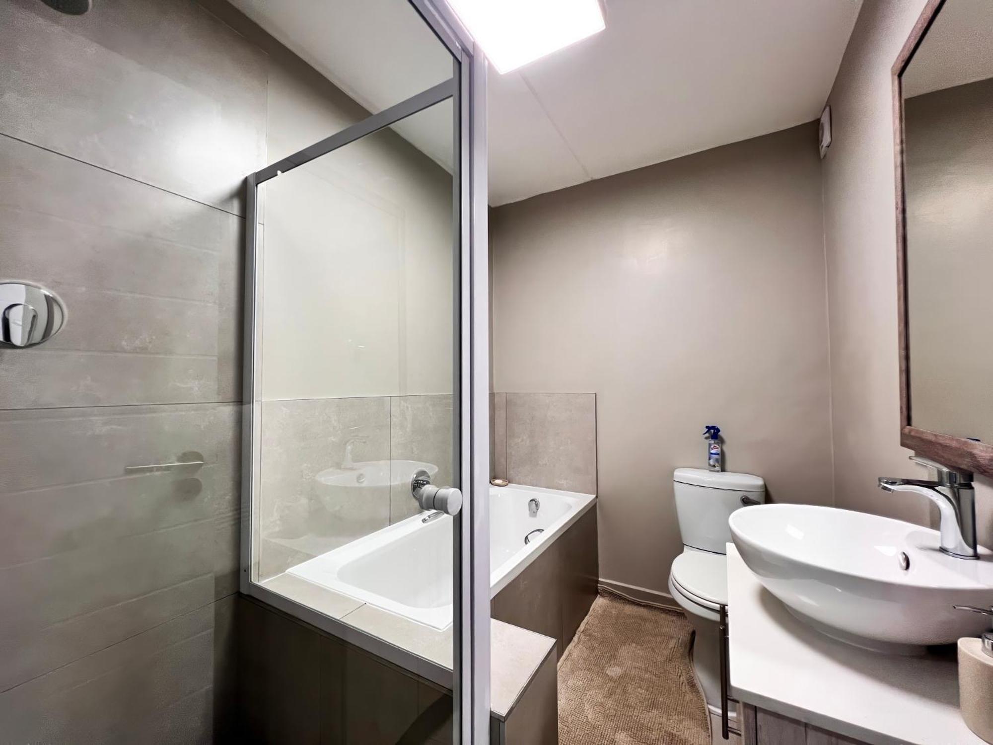 Nivica 46 Luxury *